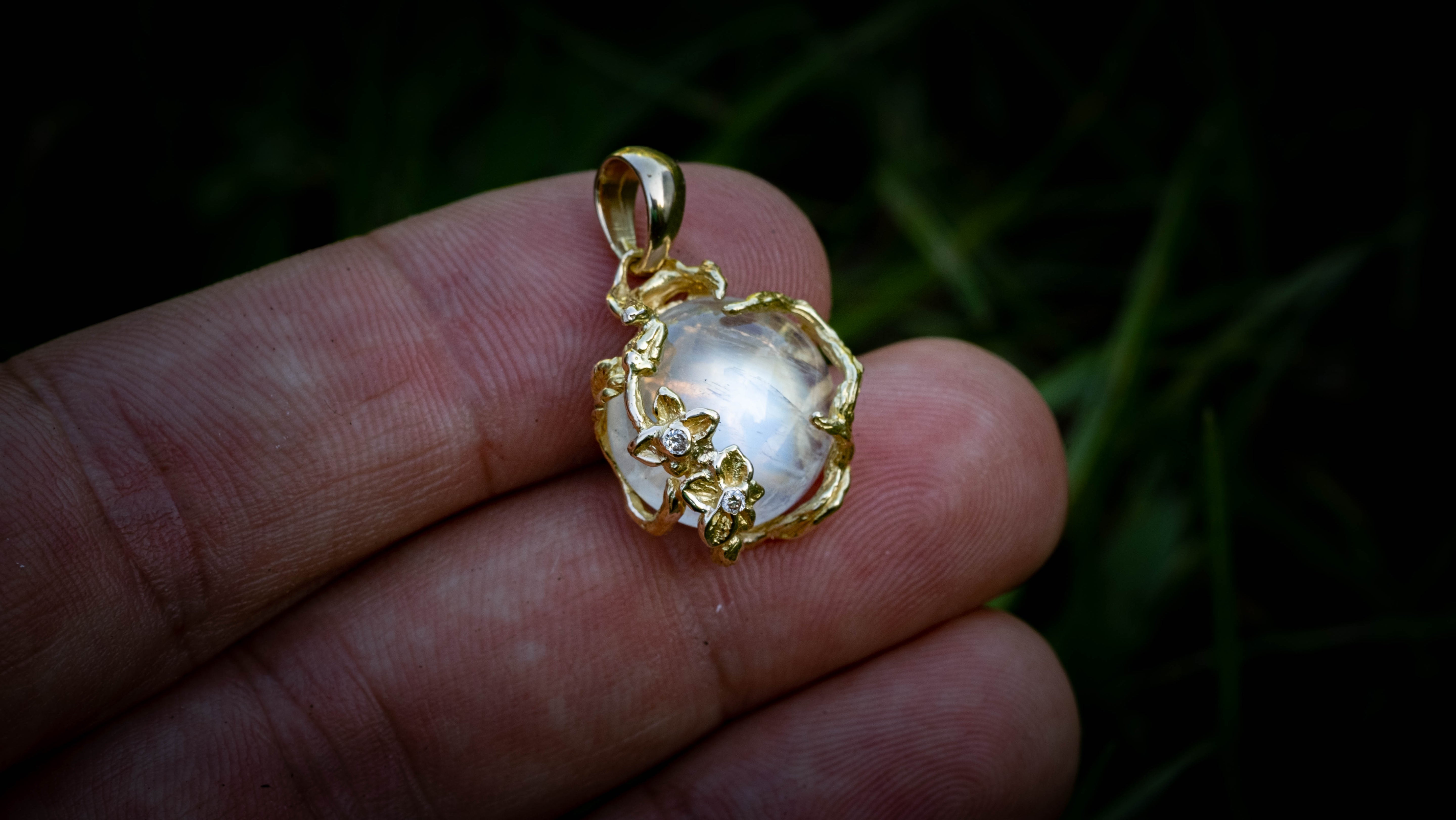 Rainbow Moonstone Gold Flower Necklace with Gemstone