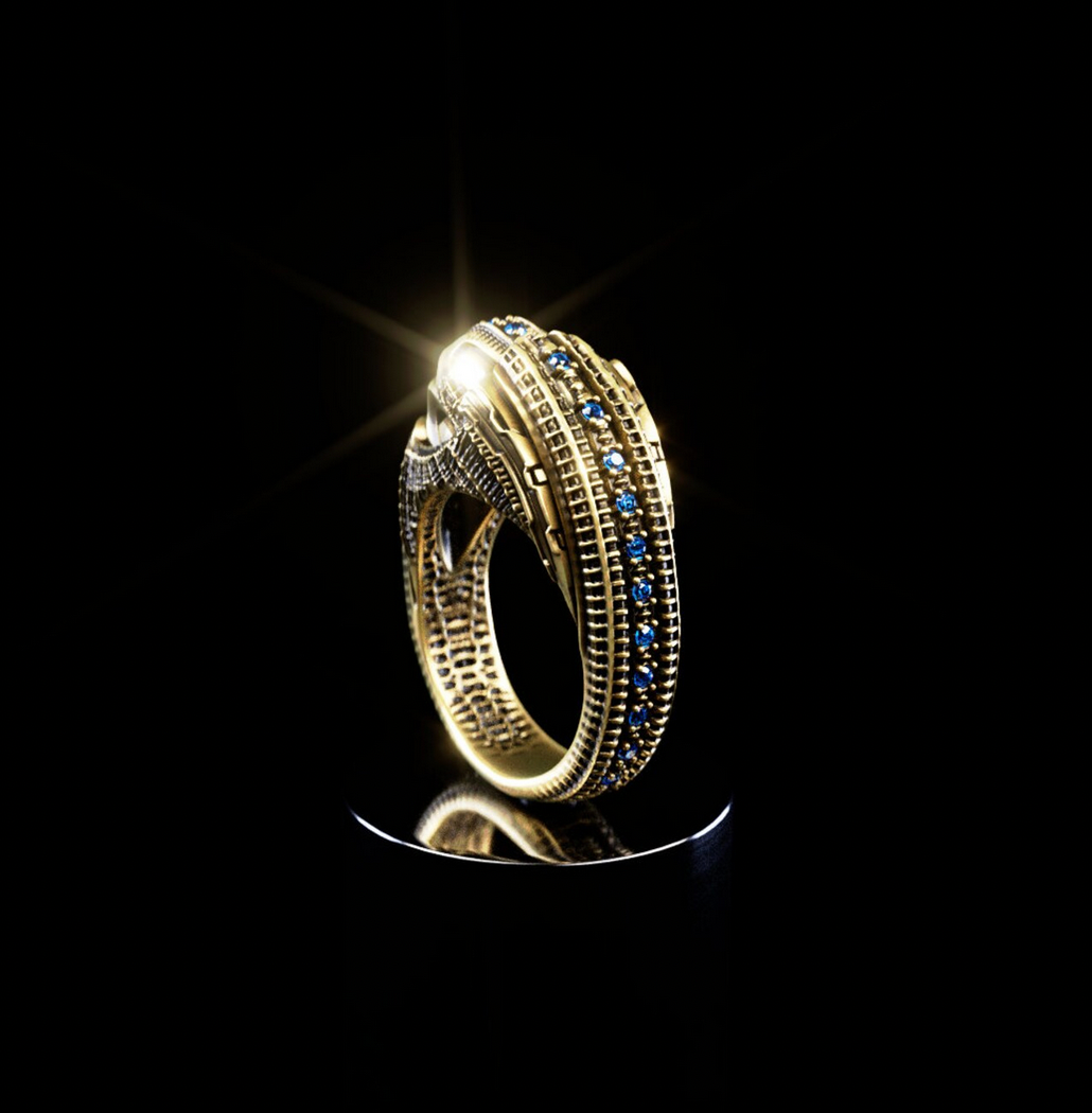 Gold Alien Ring 'Symbiote'