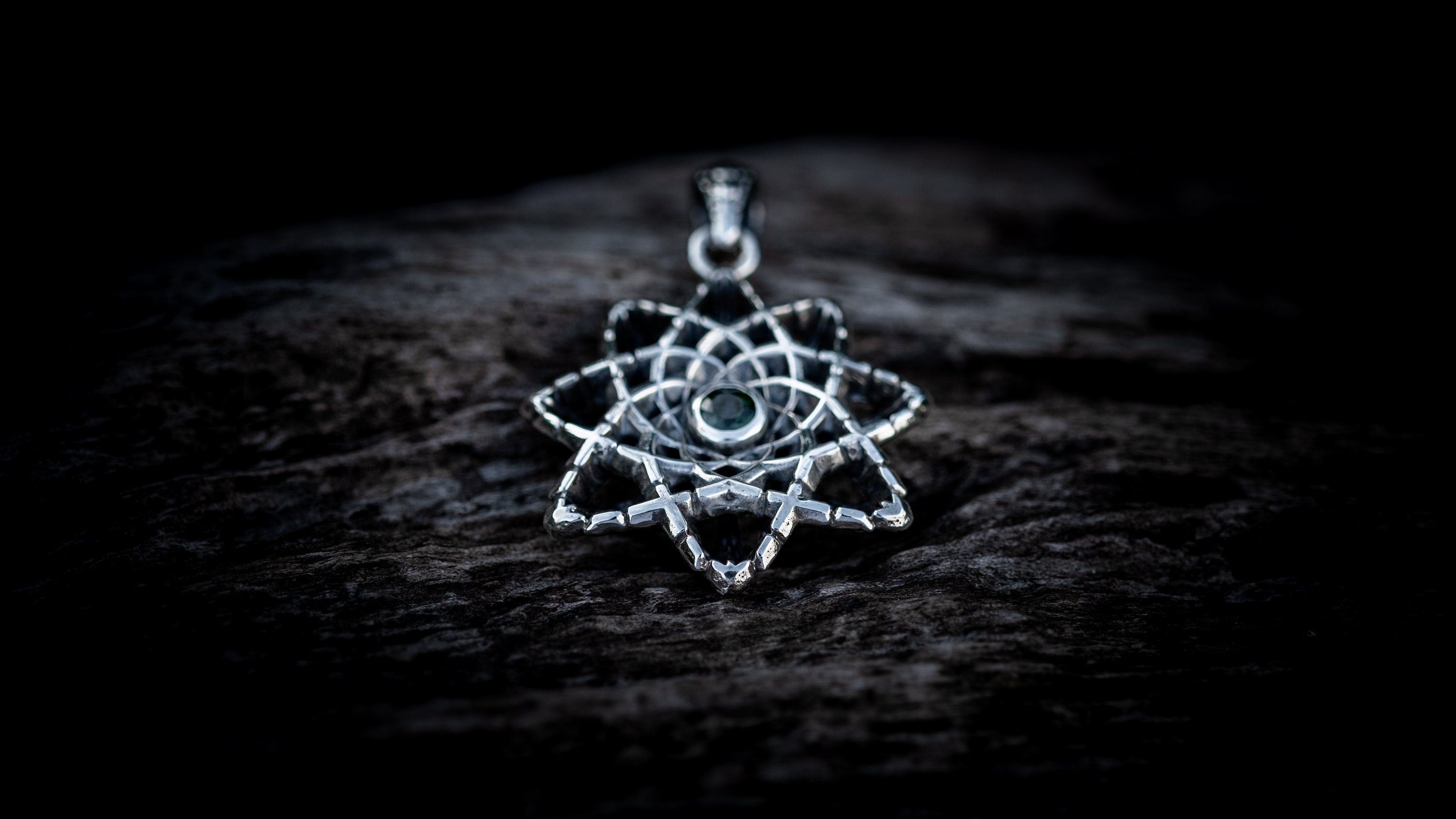 Sacred Geometry Mandala Necklace 'Nucleus'