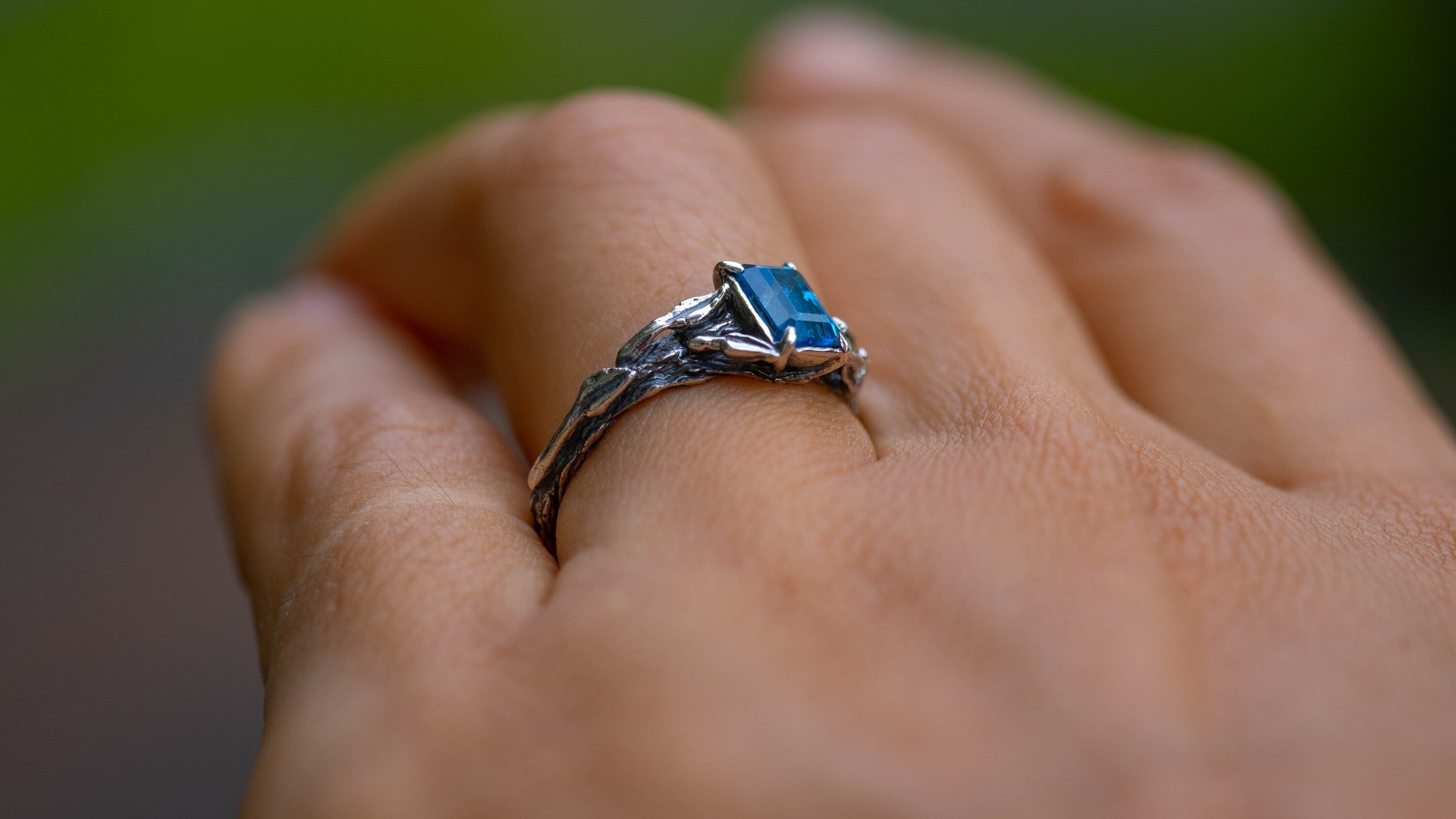 Silver Twig Engagement Ring | Fairy ring 'Lina' | Nature Inspired Engagement ring | Elven ring | Fairy Jewelry | Ring With Gemstones