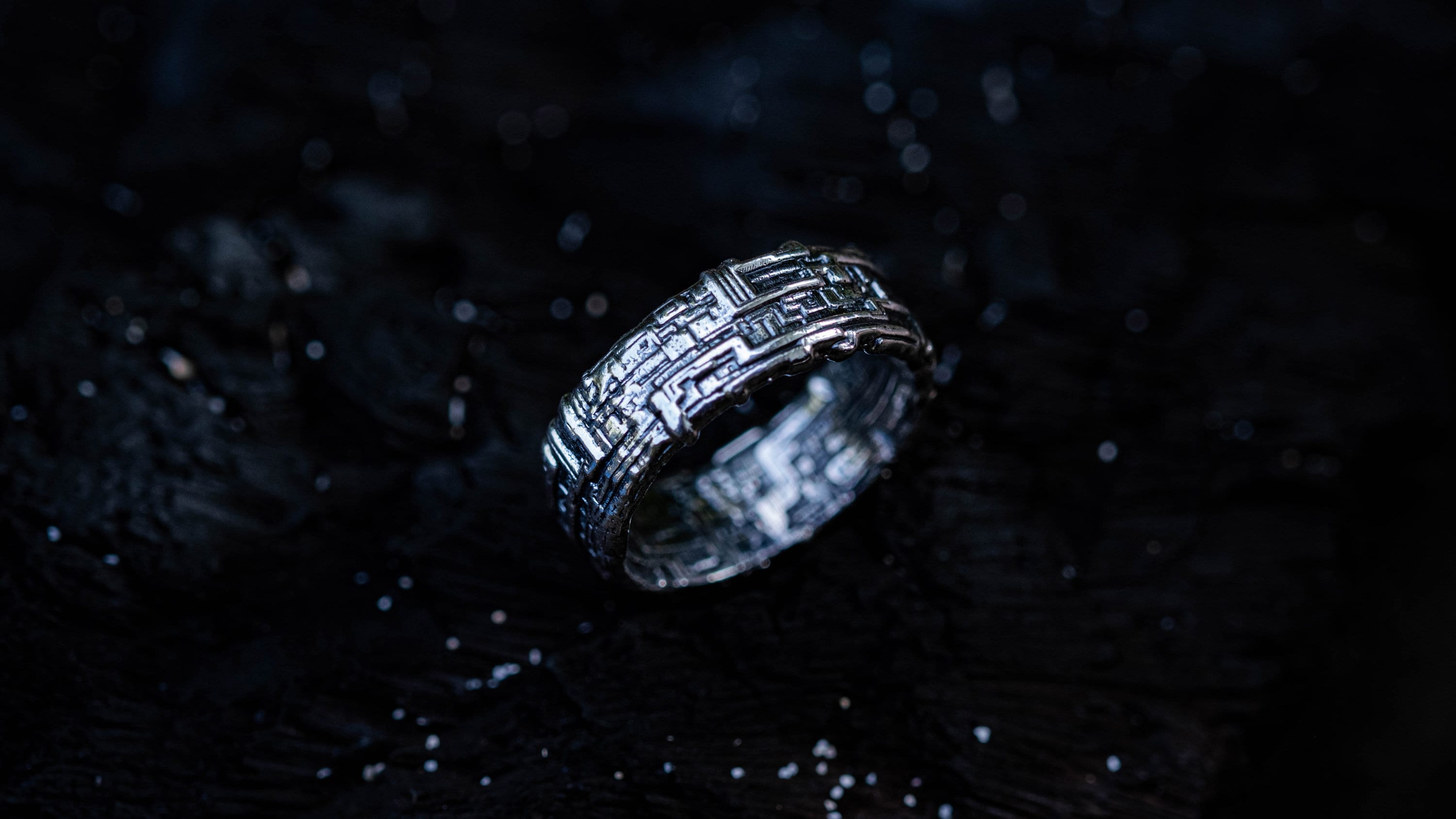 Futuristic Ring 'Atar' | Geometric Sci-Fi Ring | Dune Cyberpunk Jewelry