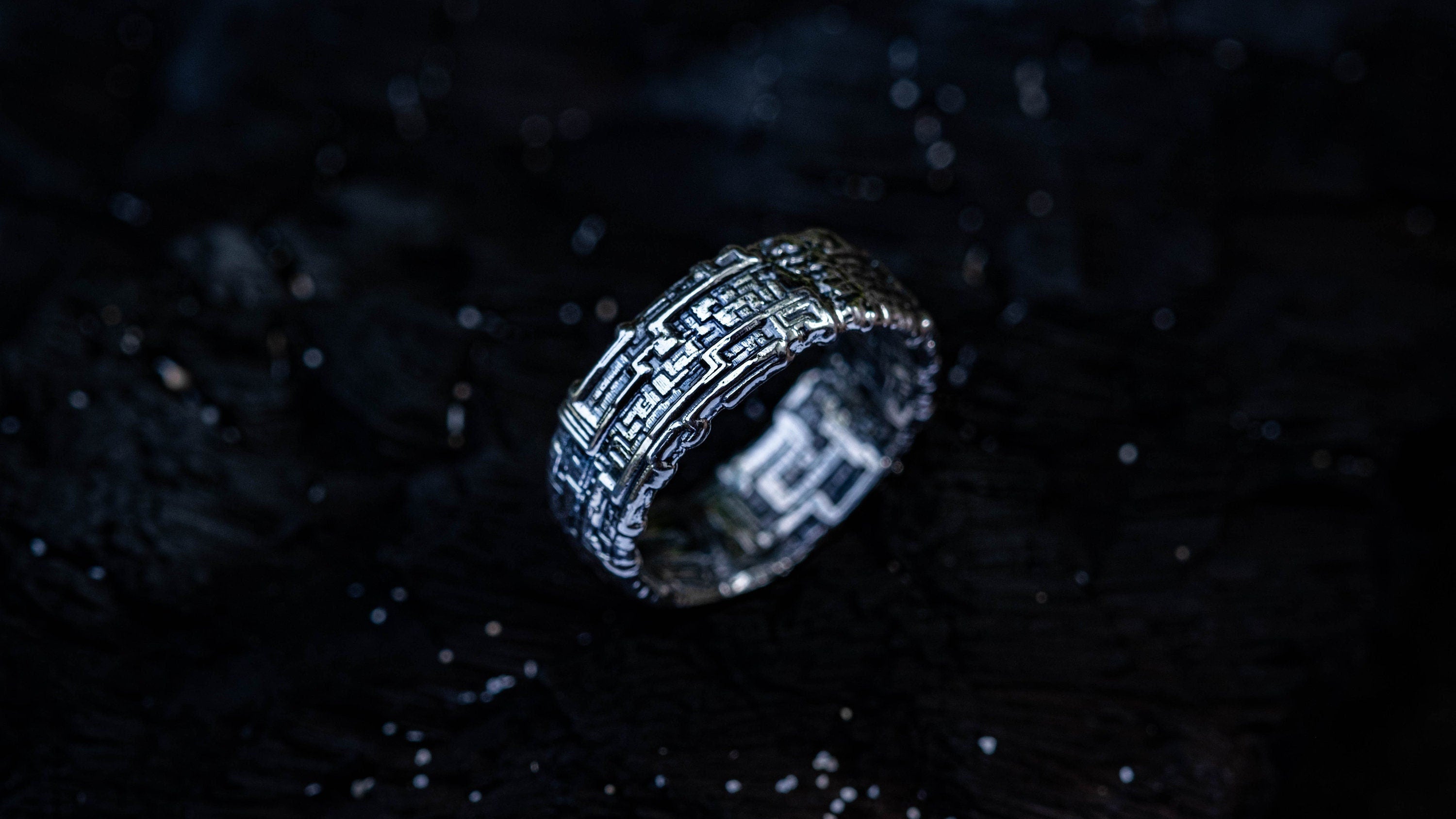 Futuristic Ring 'Atar' | Geometric Sci-Fi Ring | Dune Cyberpunk Jewelry