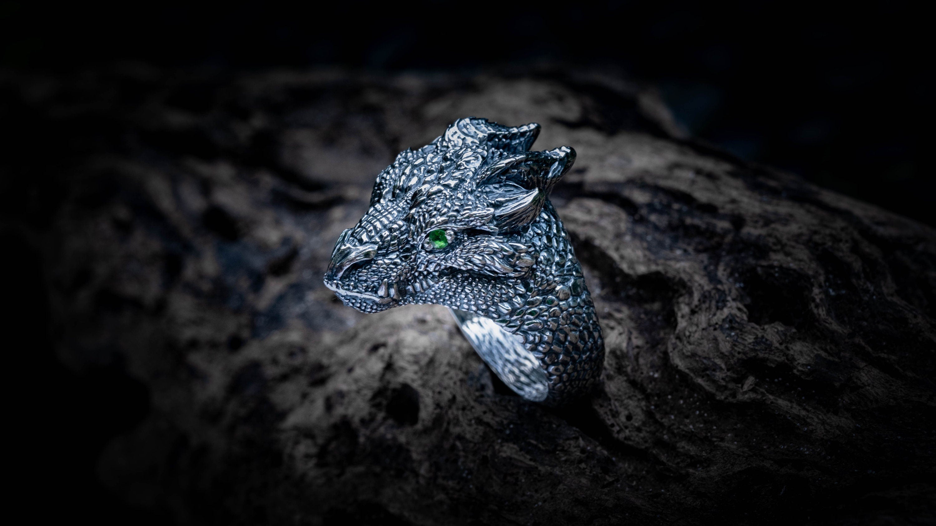 Silver Dragon Head Ring