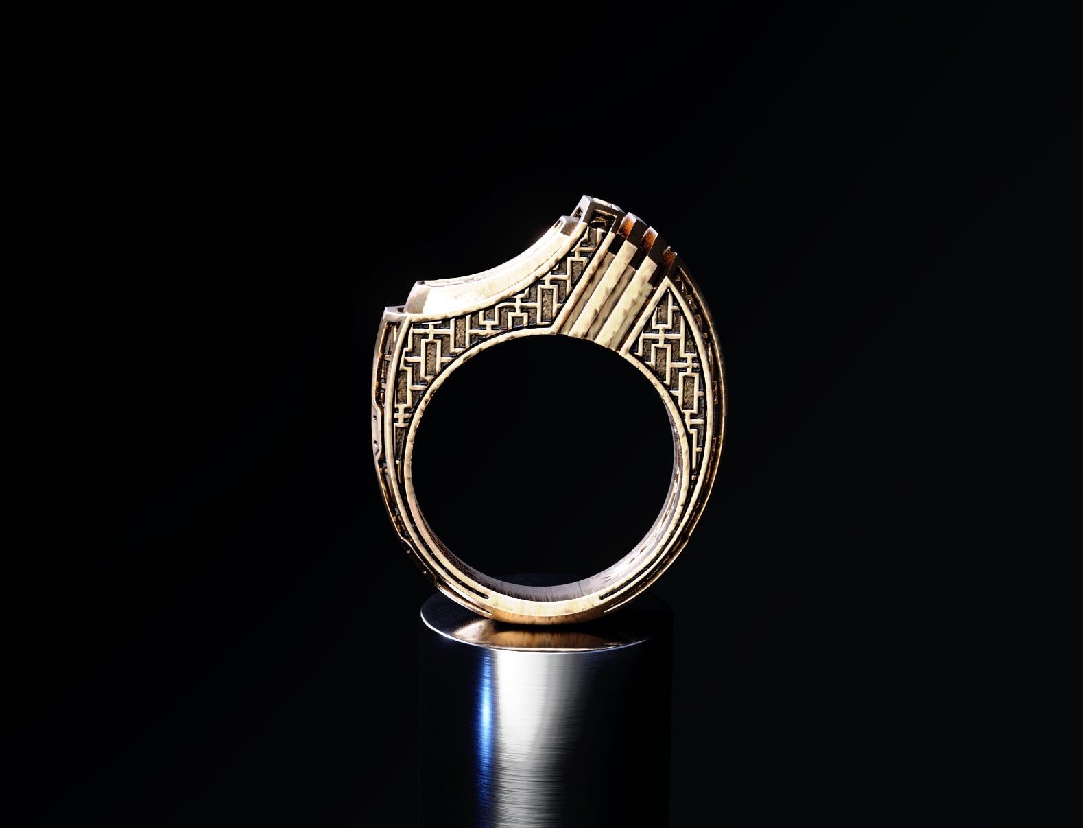 Geometric gold ring 'Titan'