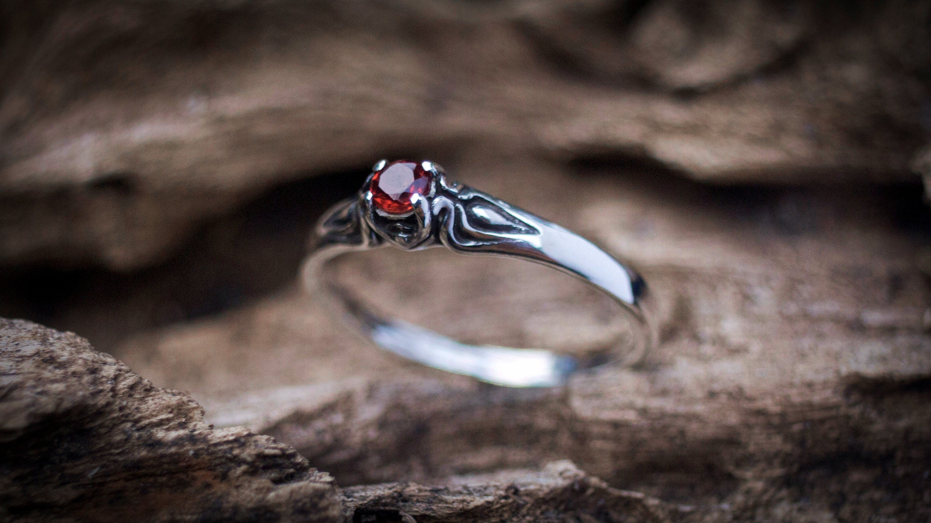 Nature Inspired Ring "Bud"