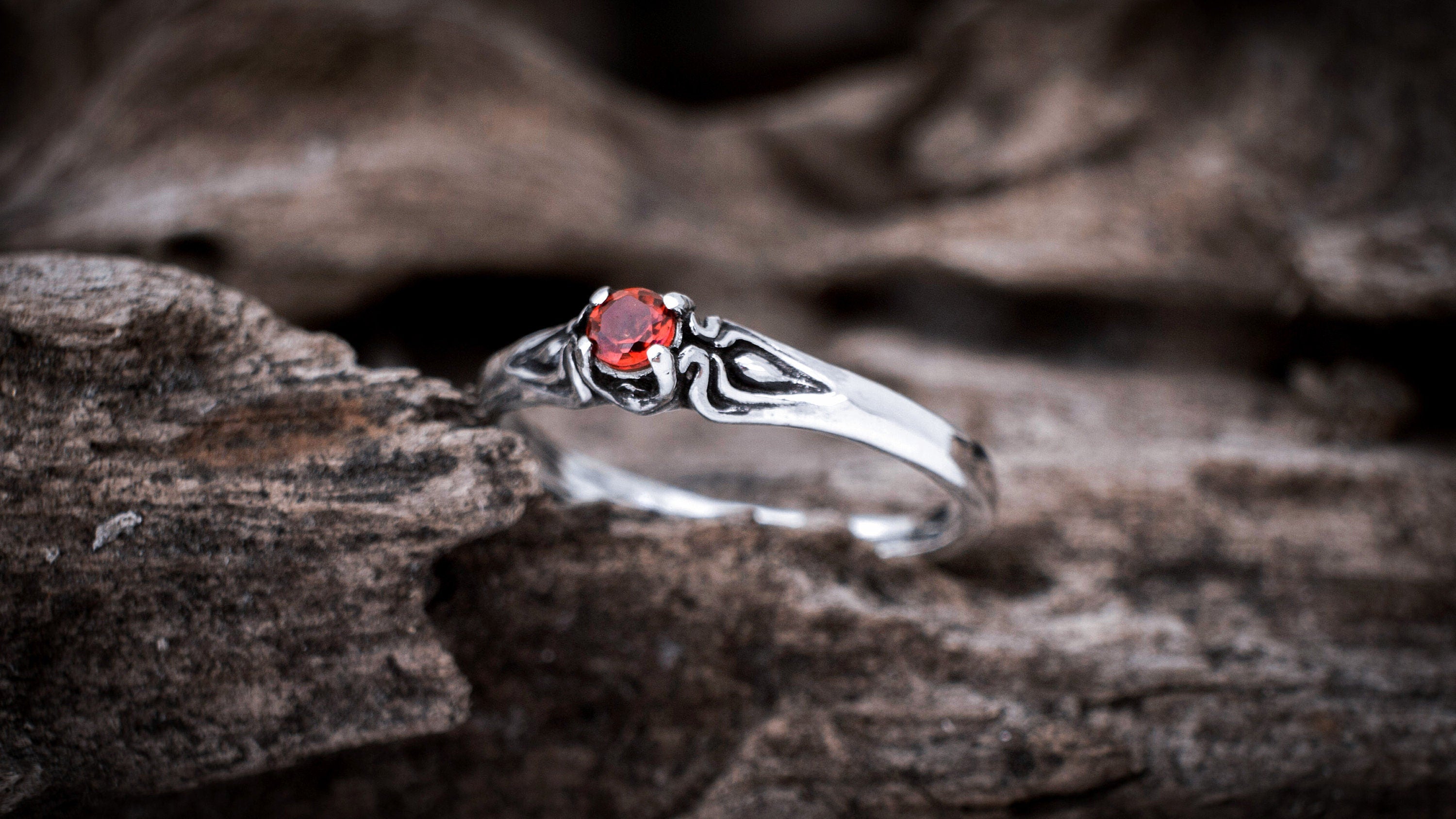 Nature Inspired Ring "Bud"