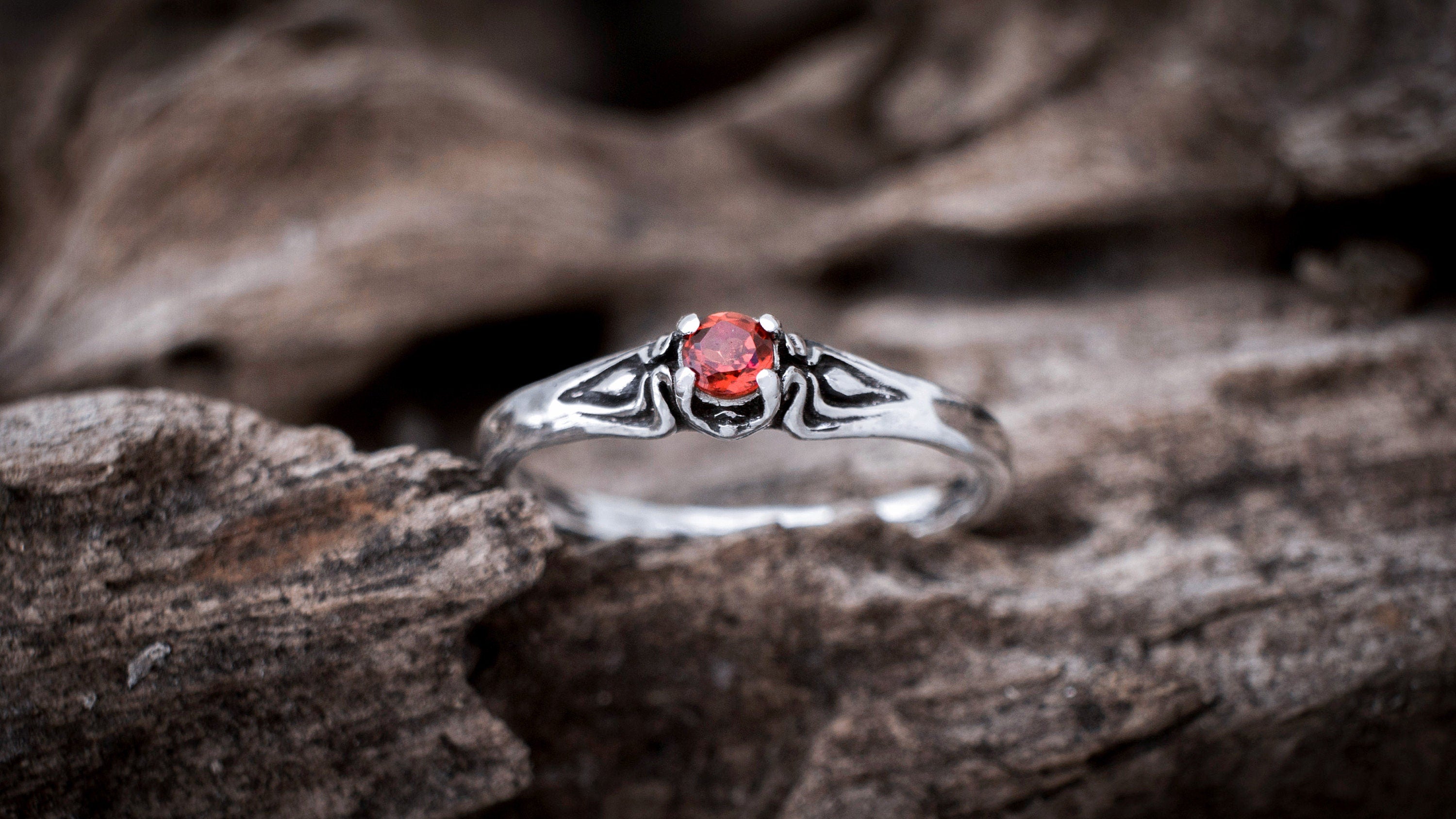 Nature Inspired Ring "Bud"