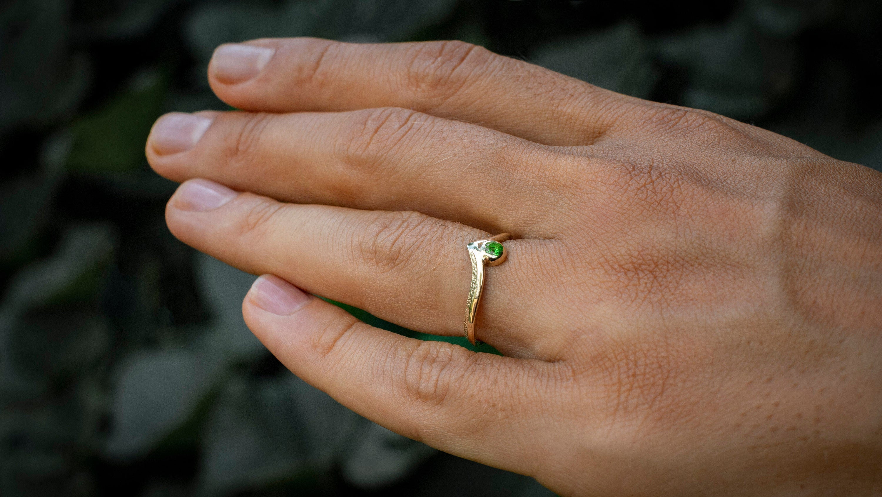 V Shape Gold Engagement Ring with Gemstone