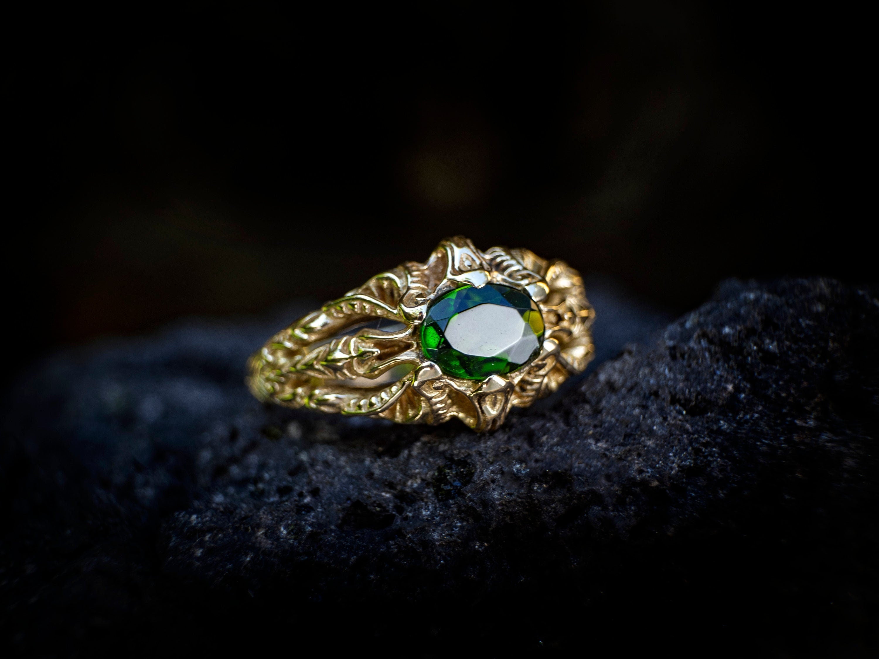 Gold Elven Ring 'Vibra'