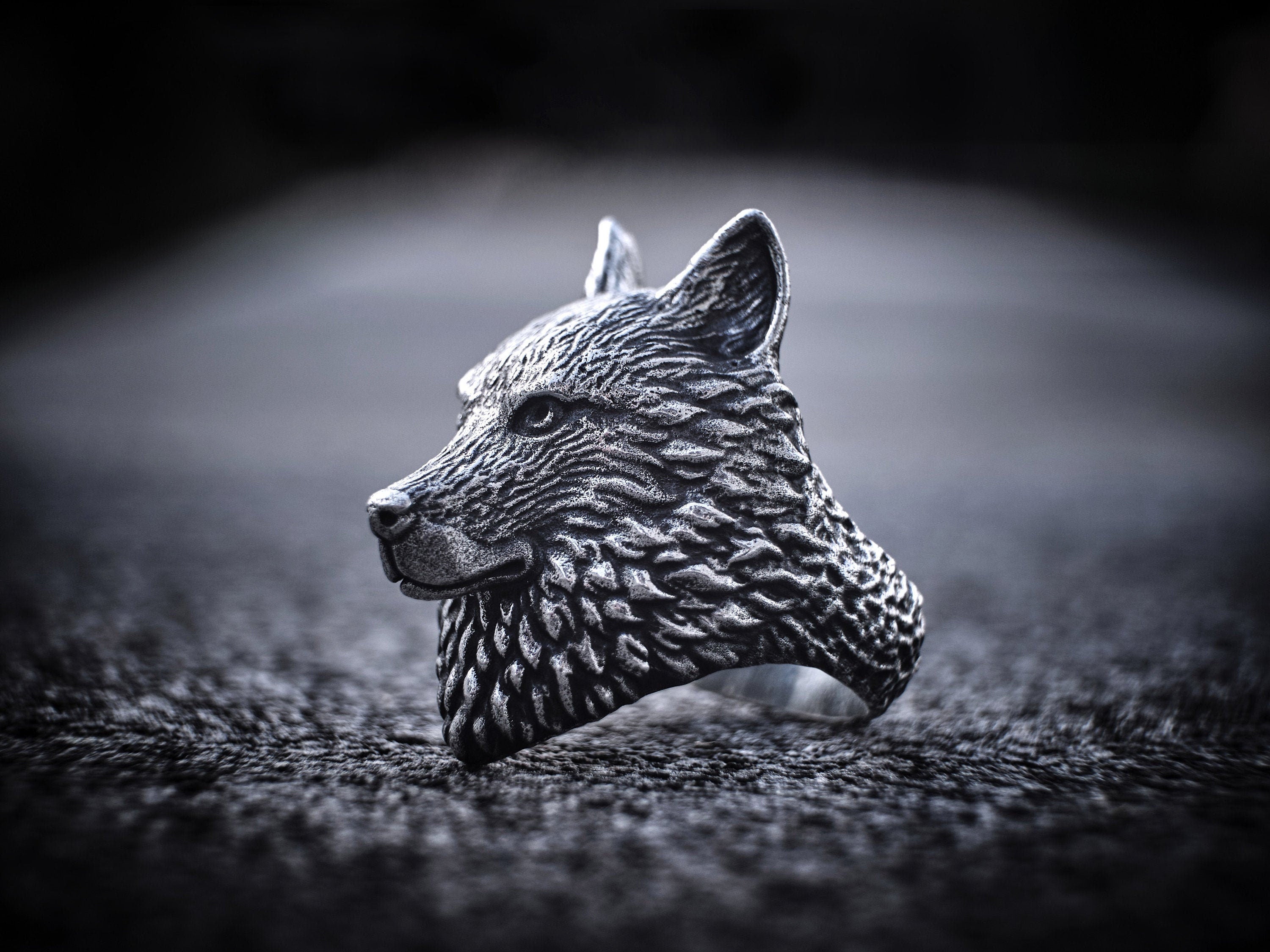 Wolf Head Men Ring