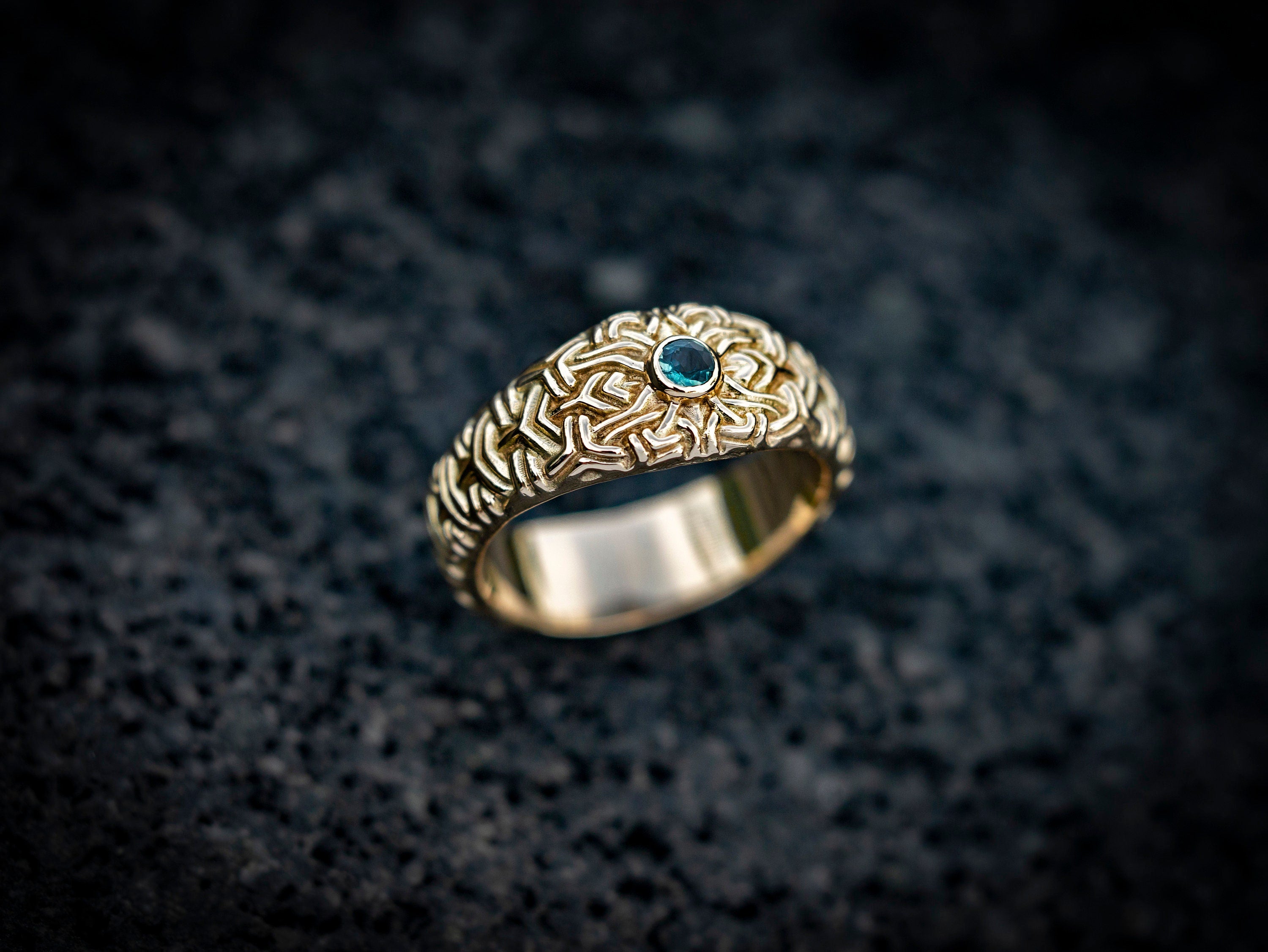 14K Gold Geometric Ring