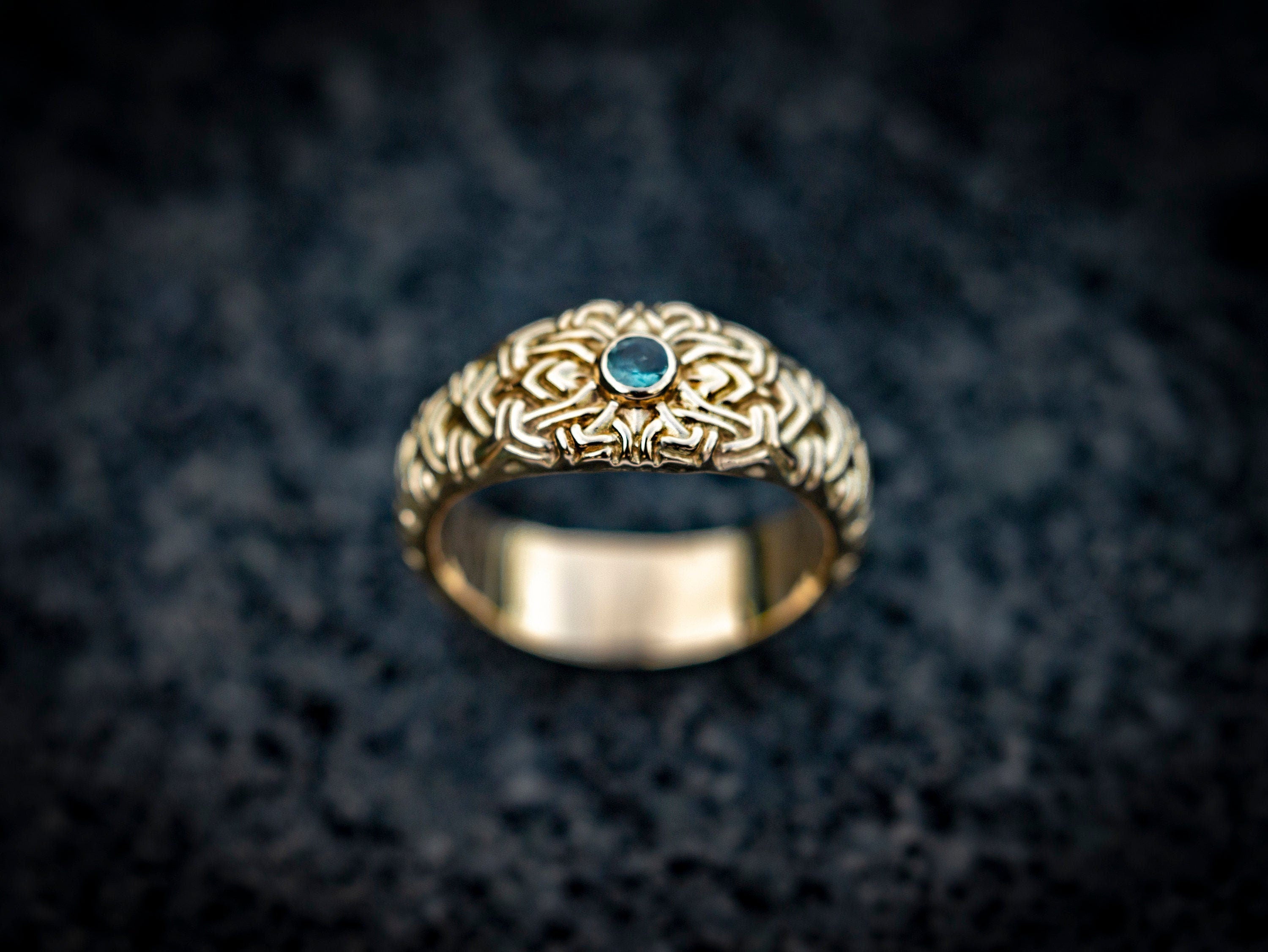 14K Gold Geometric Ring