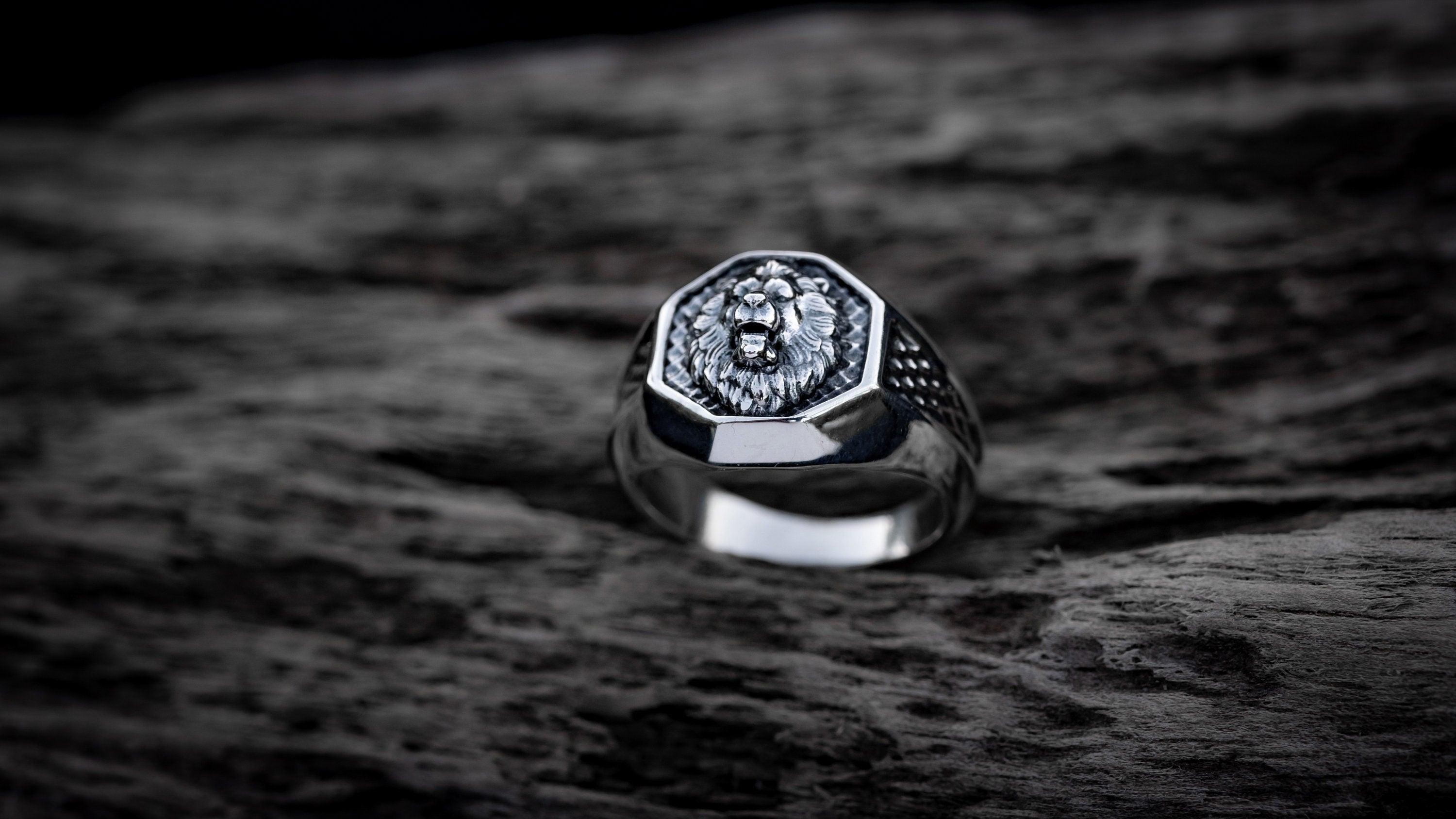 Lion Head Signet Ring