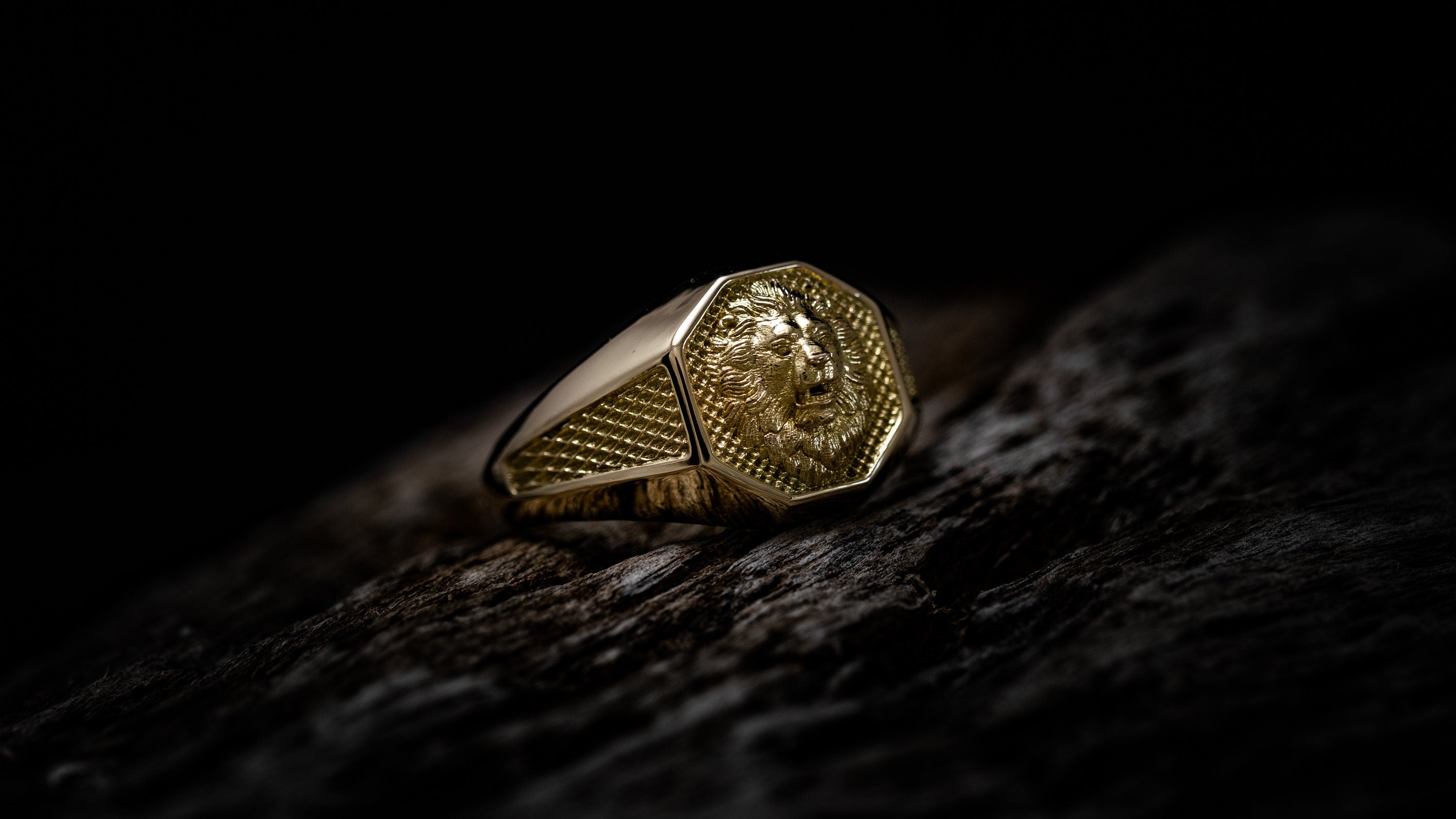 Solid Gold Lion Mens Ring