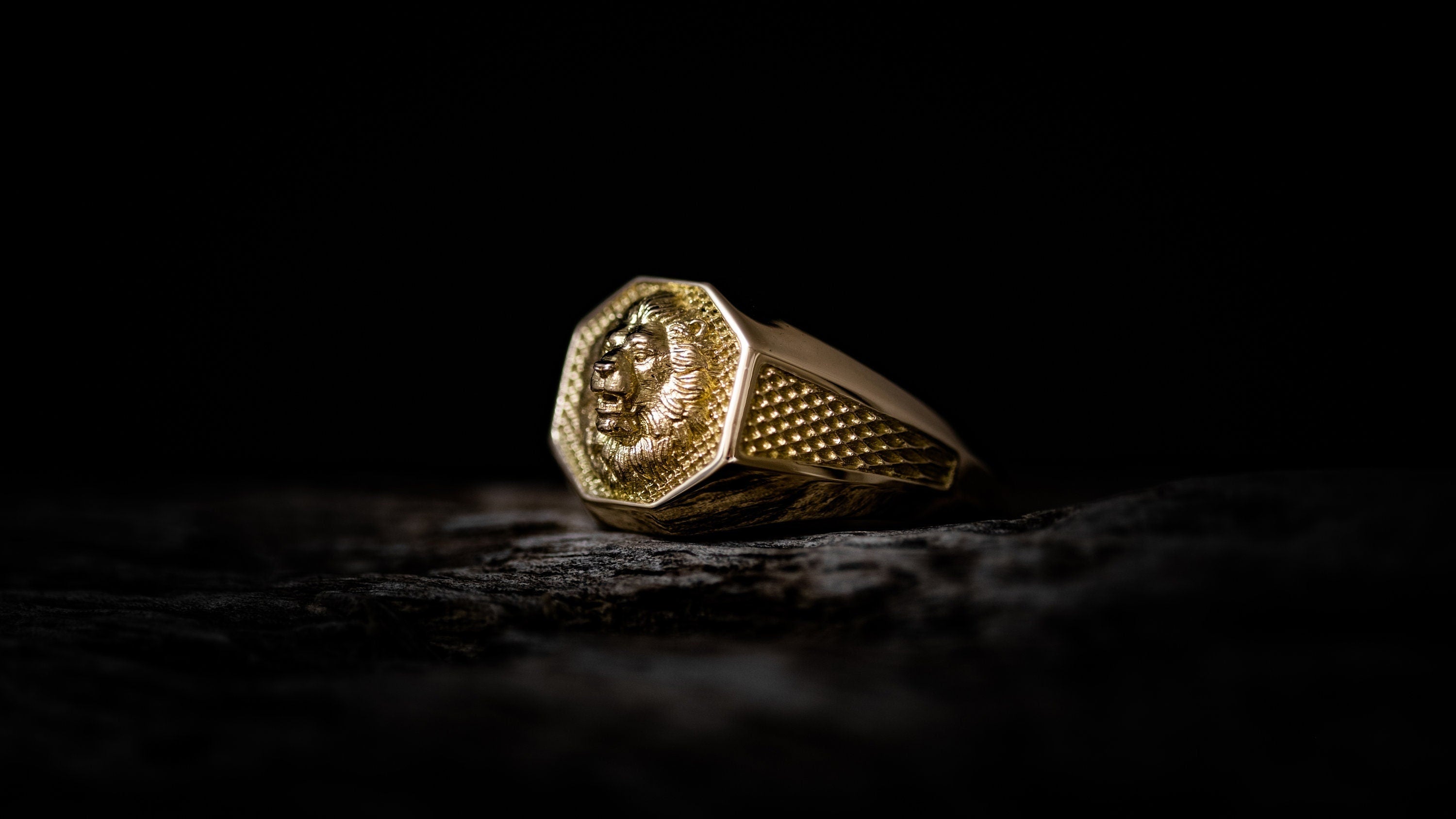 Solid Gold Lion Mens Ring