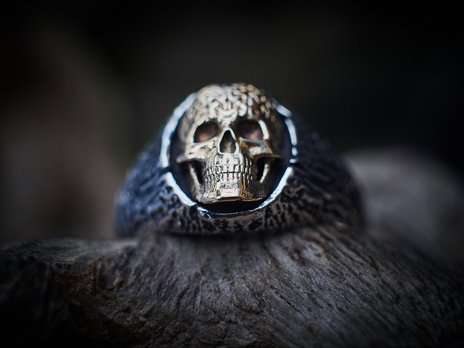 Gold Skull Ring