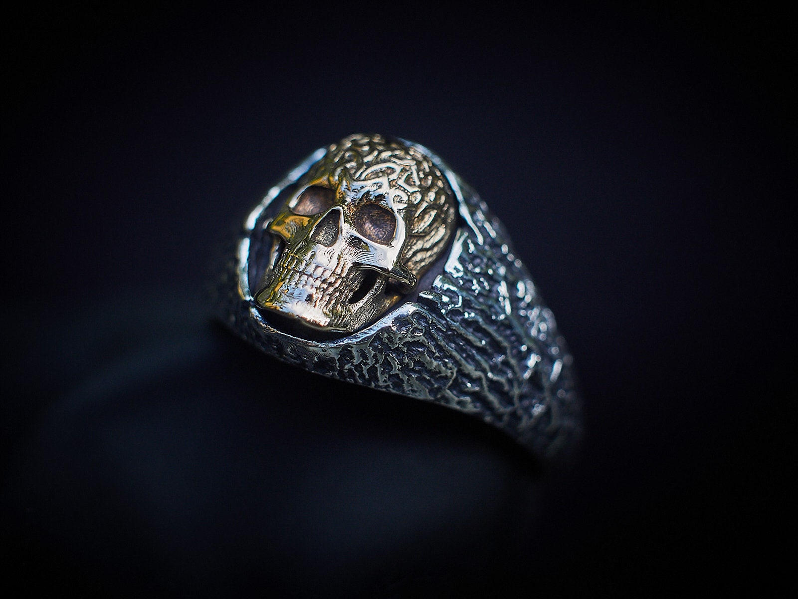 Gold Skull Ring