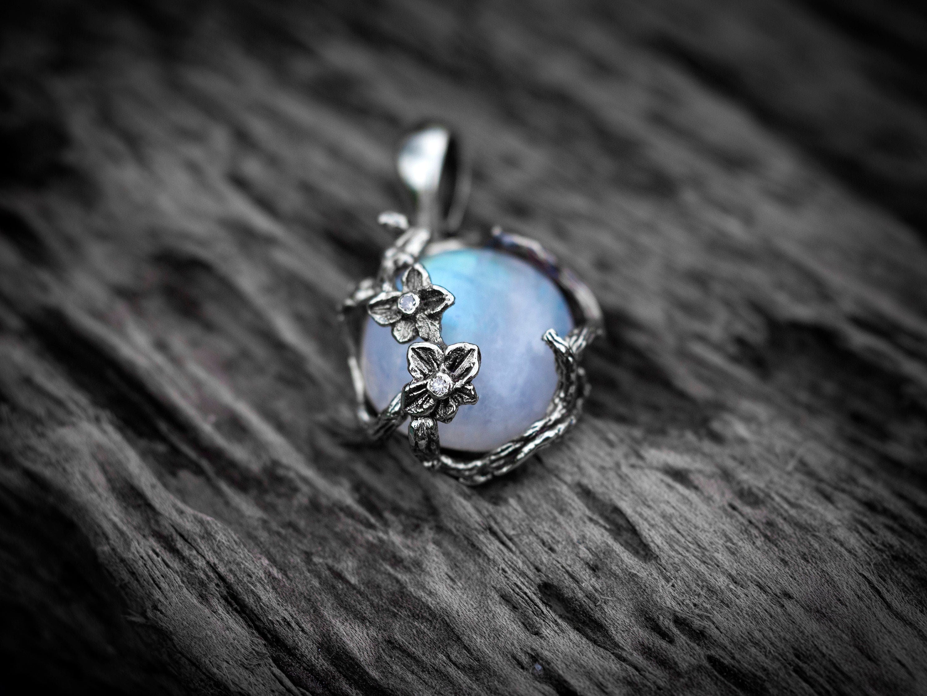 Rainbow Moonstone Gold Flower Necklace with Gemstone