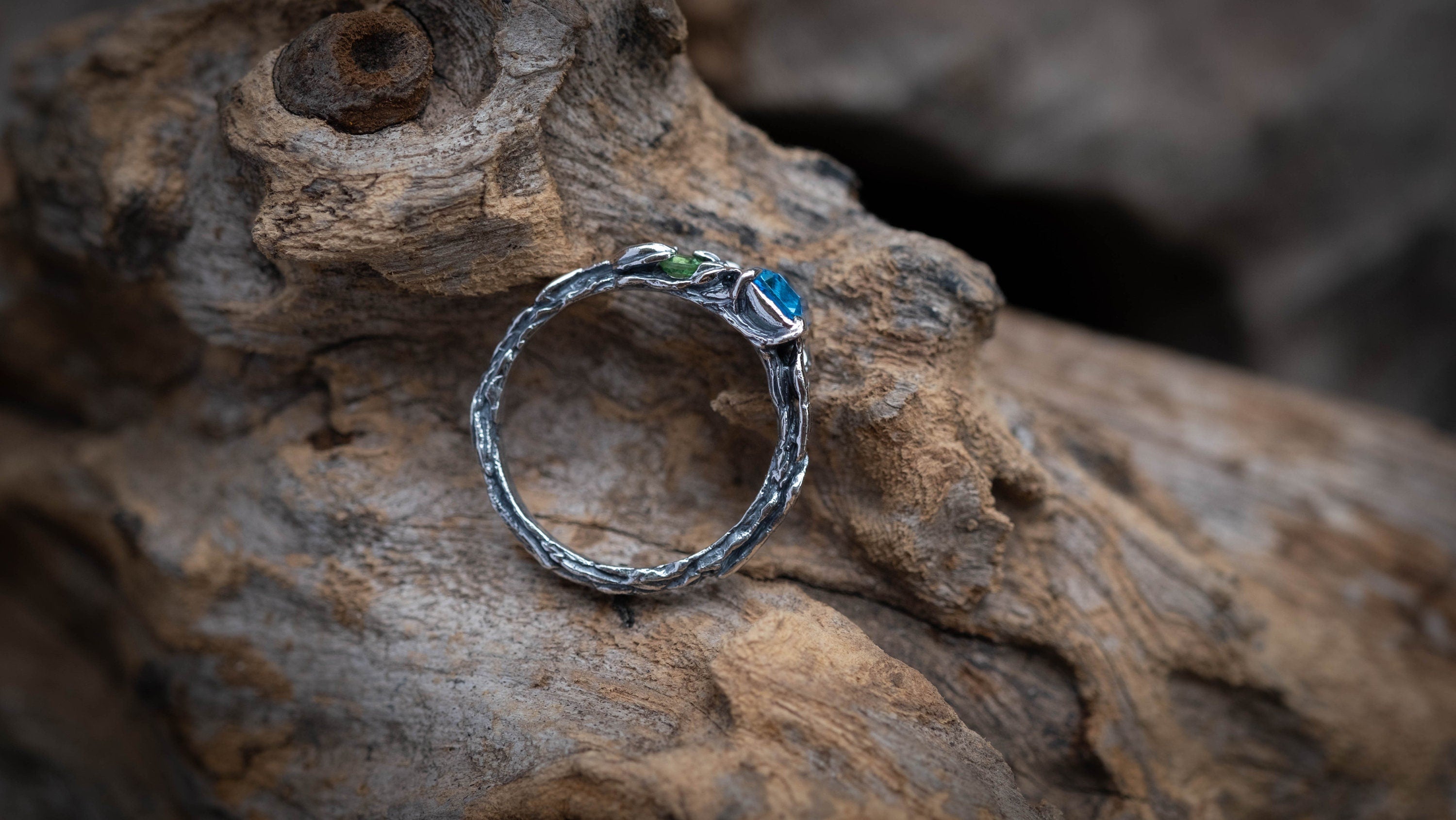 Silver Twig Engagement Ring | Fairy ring 'Lina' | Nature Inspired Engagement ring | Elven ring | Fairy Jewelry | Ring With Gemstones