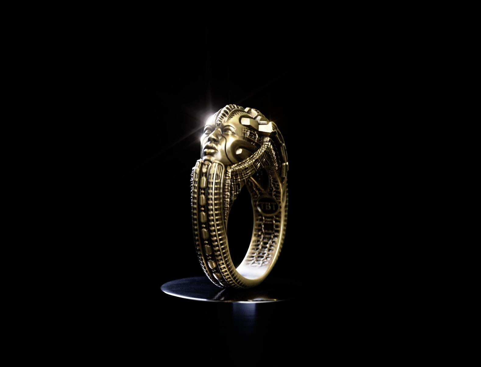 Gold Alien Ring 'Symbiote'
