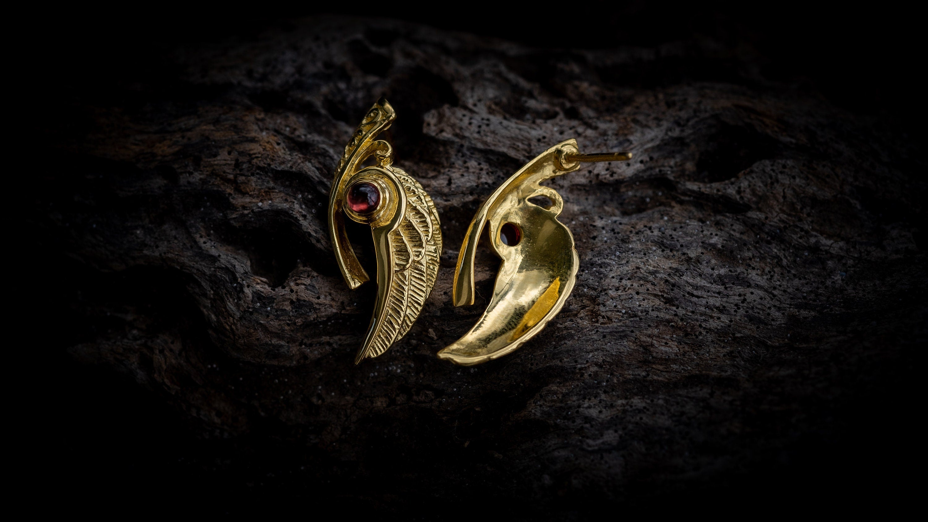 18K Gold Bird Earrings | Feather Stud Earrings | Humming Bird Earrings | Solid Gold Stud Earrings | Wings Earrings