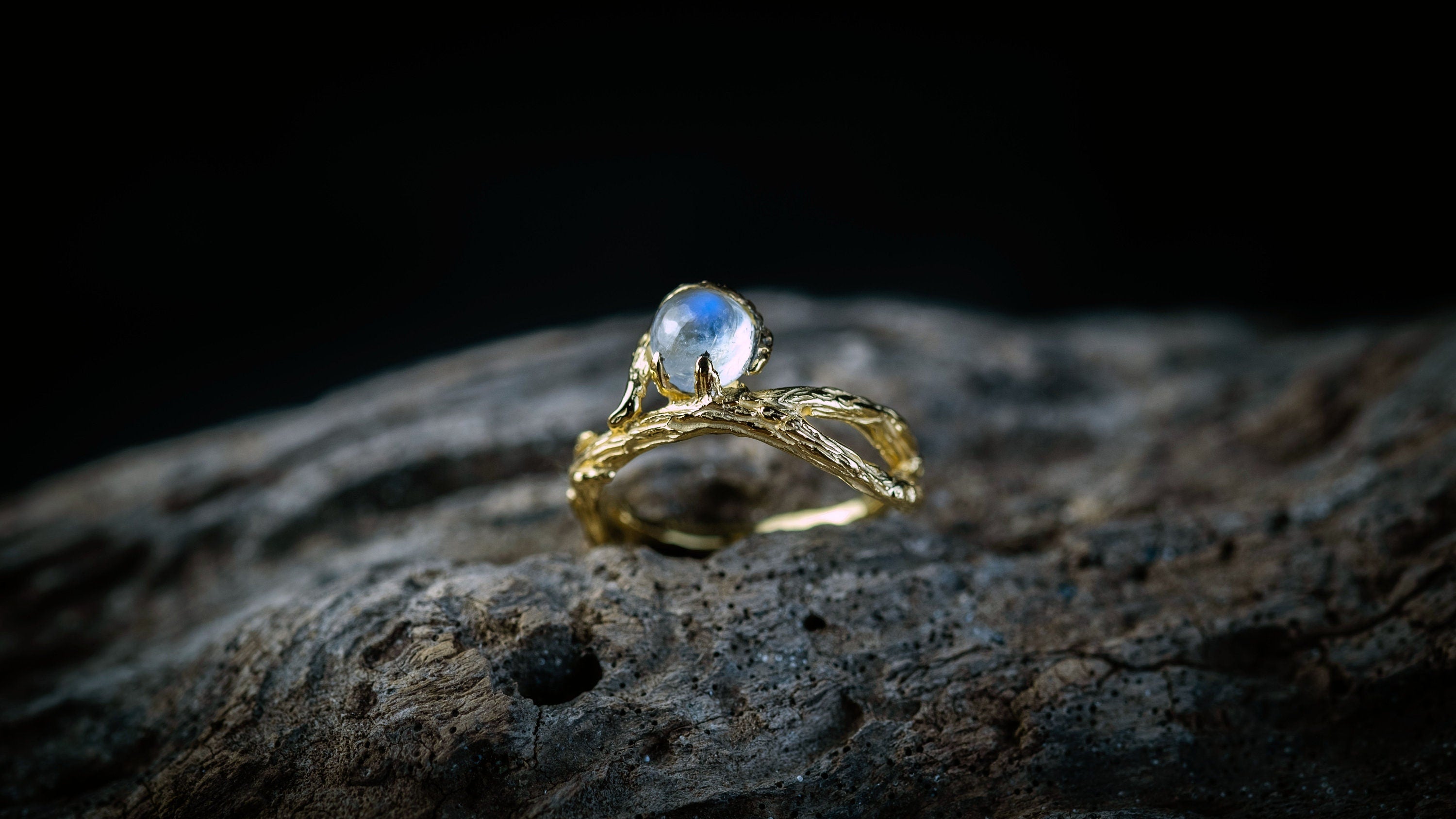 Rainbow Moonstone Gold Engagement Women's Ring 'Bine' | Moonstone Engagement Ring | Solid Gold Ring | Twig Ring | Nature Inspired