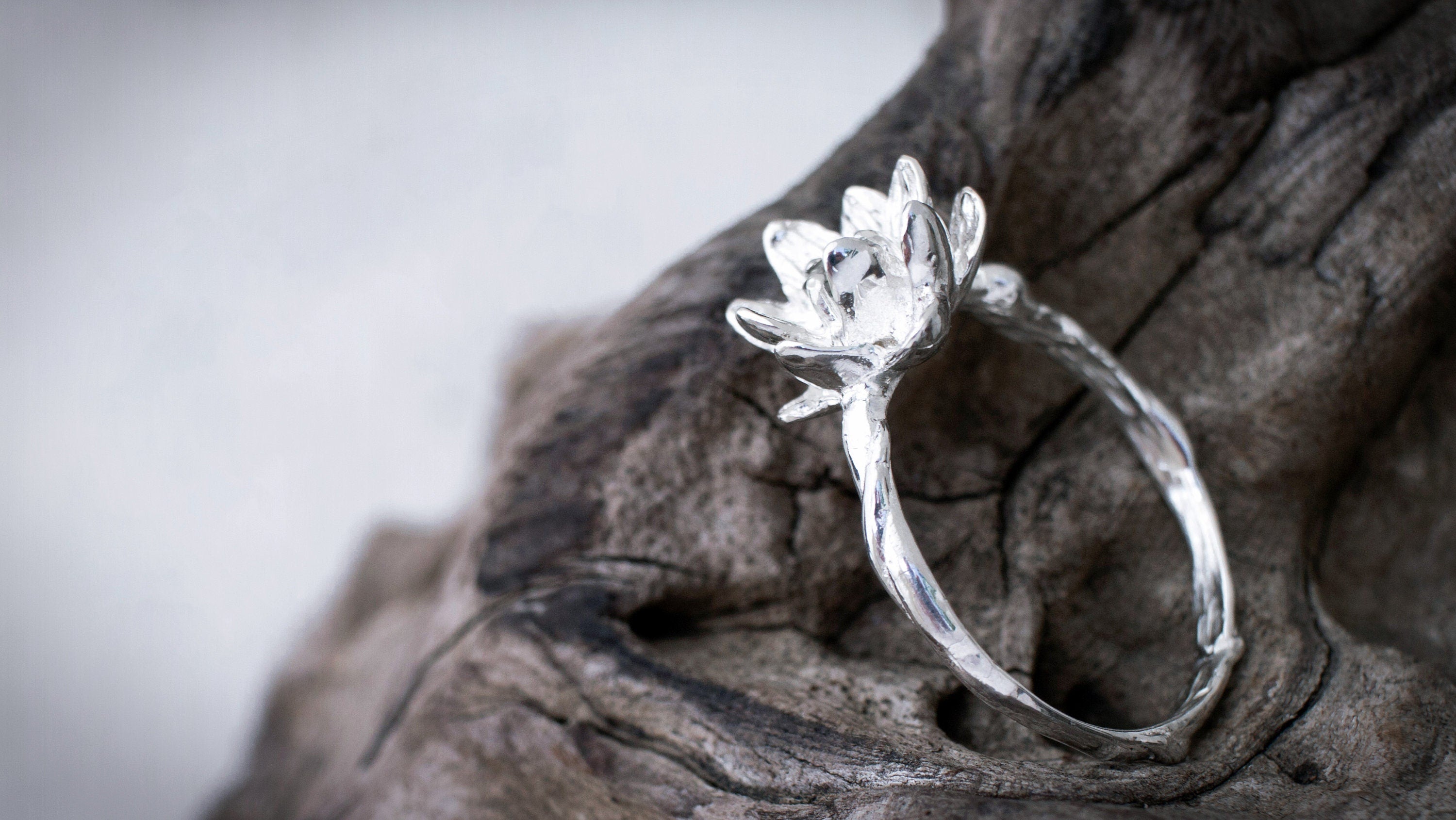 Lotus Flower Ring 'Blooming Lotus'