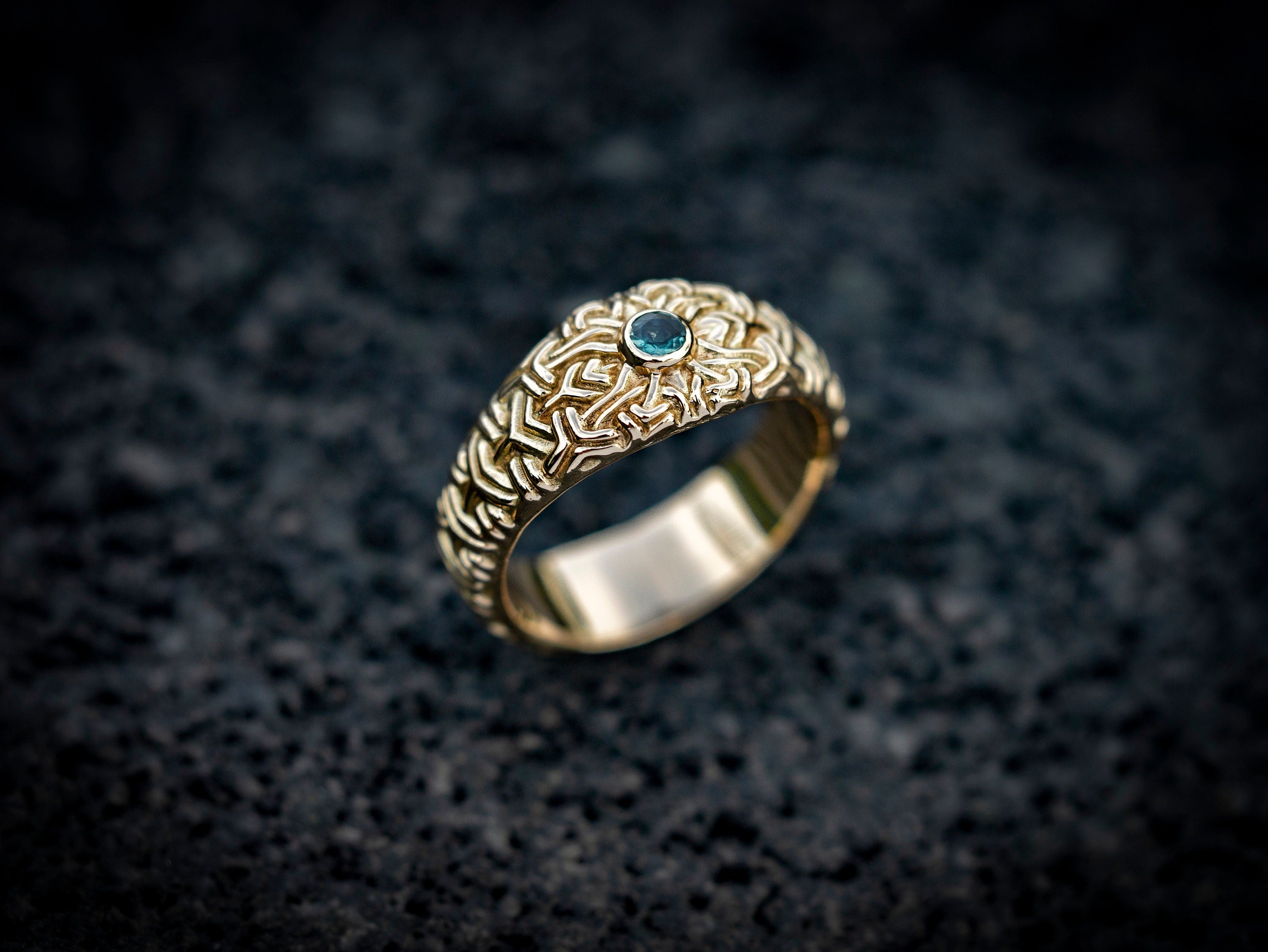 14K Gold Geometric Ring